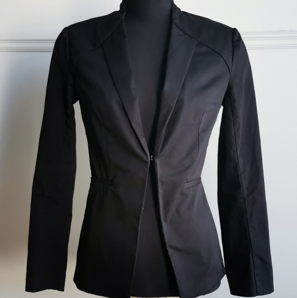 GUESS Black Blazer - Picture 1 of 4